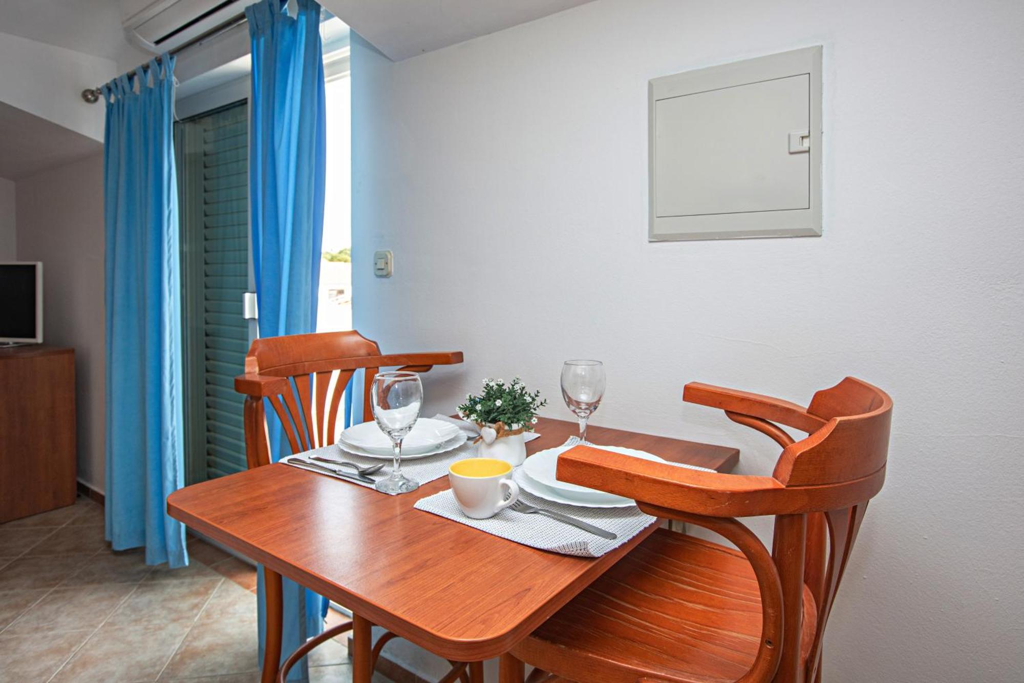Apartments With A Parking Space Pakostane, Biograd - 22375 部屋 写真