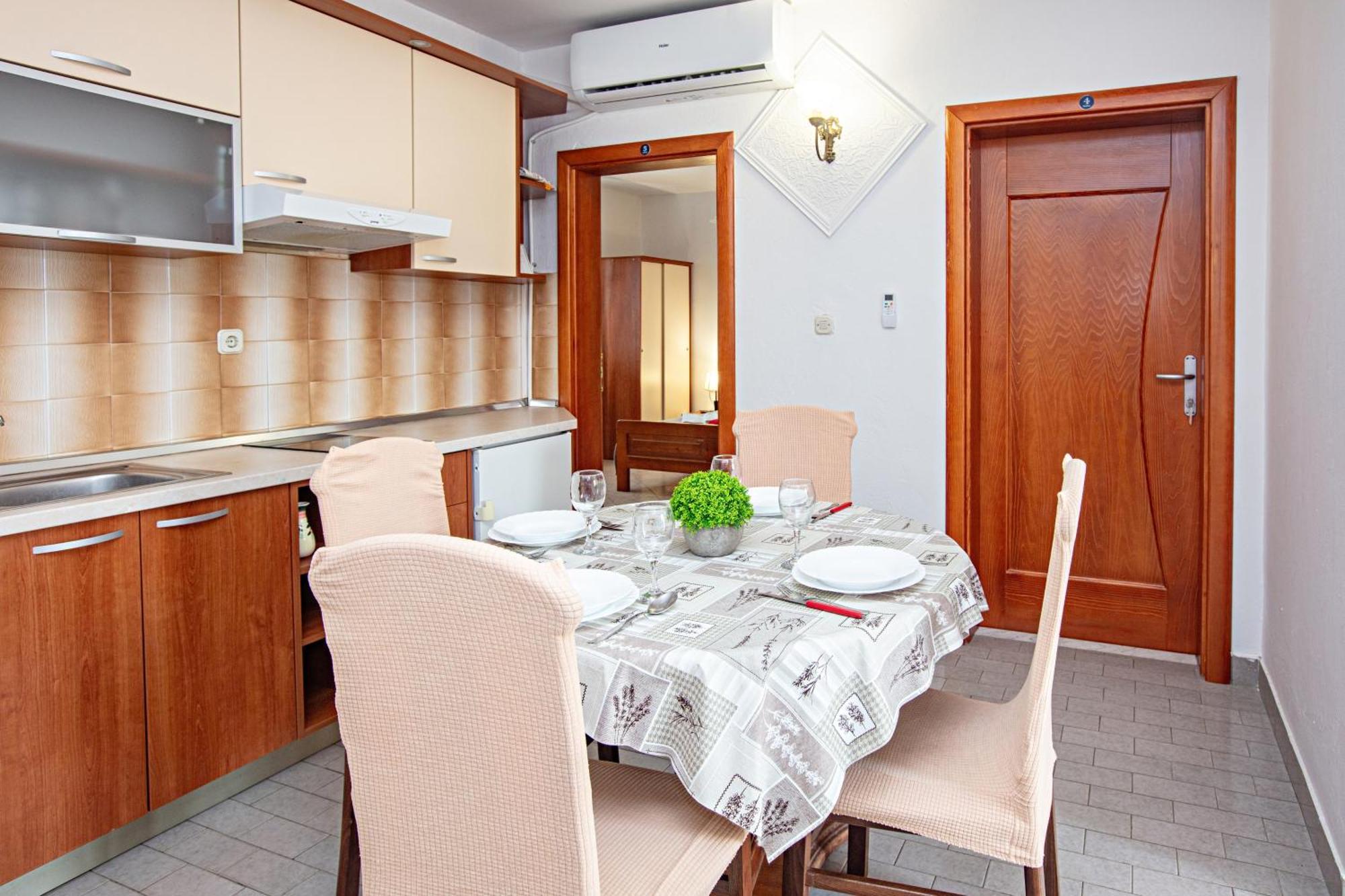Apartments With A Parking Space Pakostane, Biograd - 22375 部屋 写真